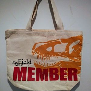 Field Museum Tote bag